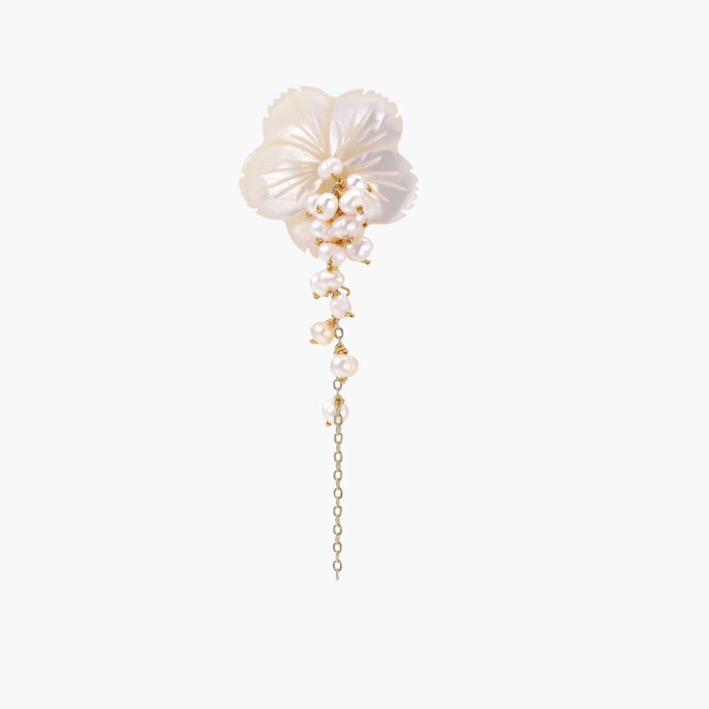 BROOCHES + LAPEL PINS