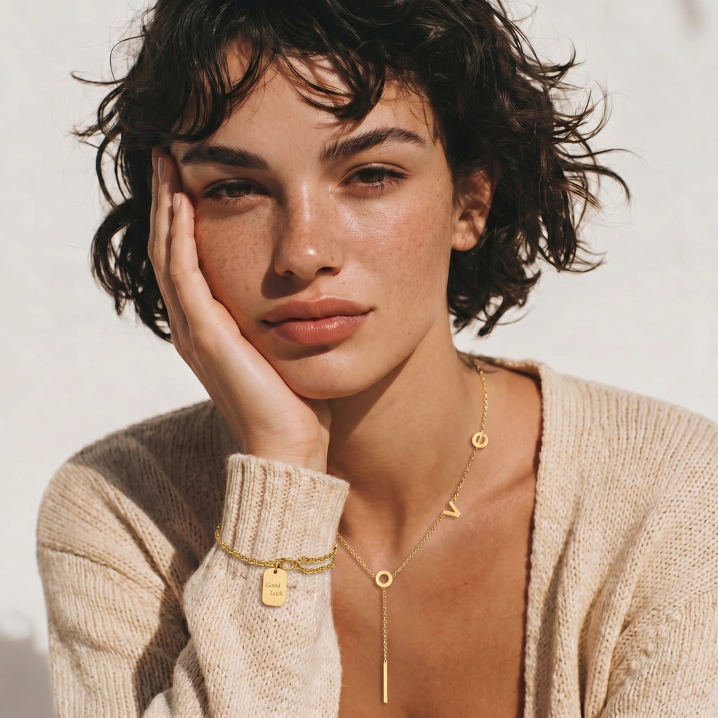 Gold lariat necklace with sliding pendant